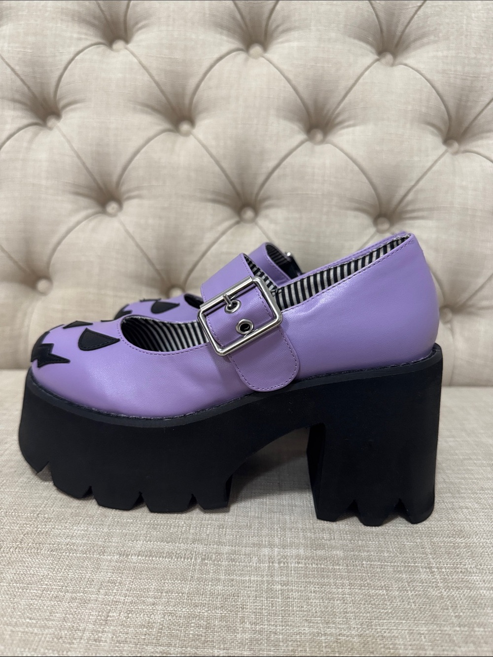 Dolls Kill Lavender Mary Jane Platform Shoes NWT